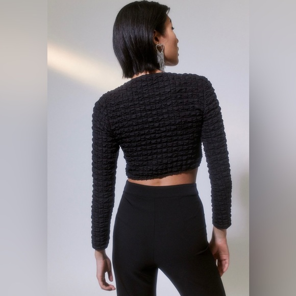 NWT UO Sylvie Bubble Knit Tie-Front Top - L fits like M - Picture 2 of 6